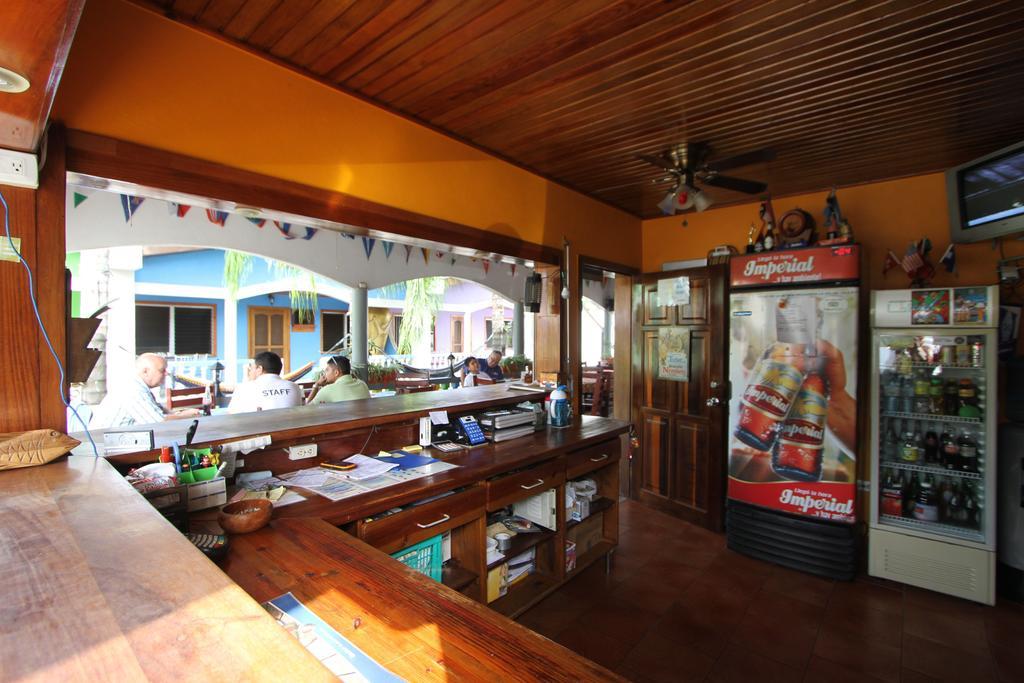 Rainbow Village La Ceiba Quarto foto