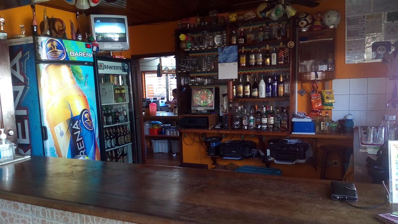 Rainbow Village La Ceiba Exterior foto